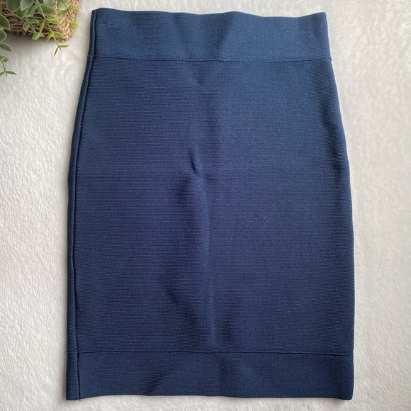 BCBGMaxAzria Navy Blue Mini Skirt - Picture 2 of 4